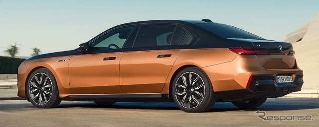 BMW i7 の「M70 xDrive」