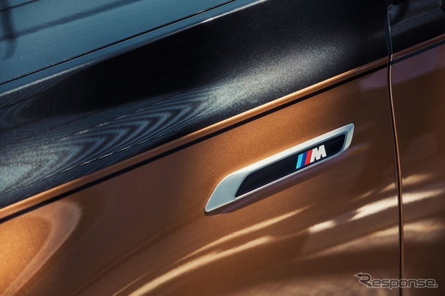 BMW i7 の「M70 xDrive」