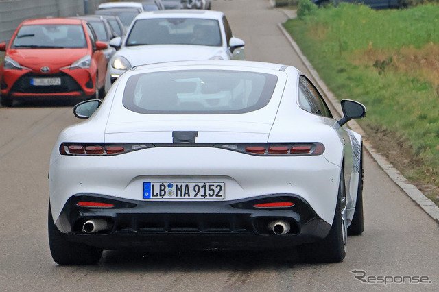 メルセデスAMG GT 43 直6モデルのプロトタイプ（スクープ写真）