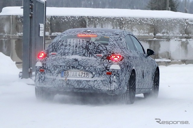 メルセデスAMG EQAセダン プロトタイプ（スクープ写真）