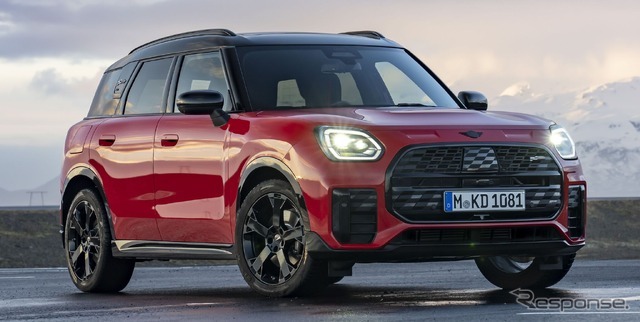 MINI カントリーマン 新型の「カントリーマンS ALL4」の「JCW」仕様