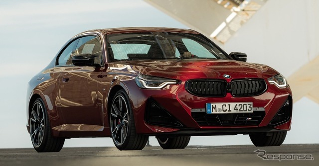 BMW 2シリーズクーペ 改良新型の「M240i xDrive」