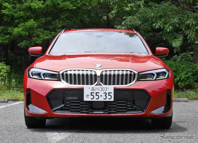 BMW 320d xDriveツーリング