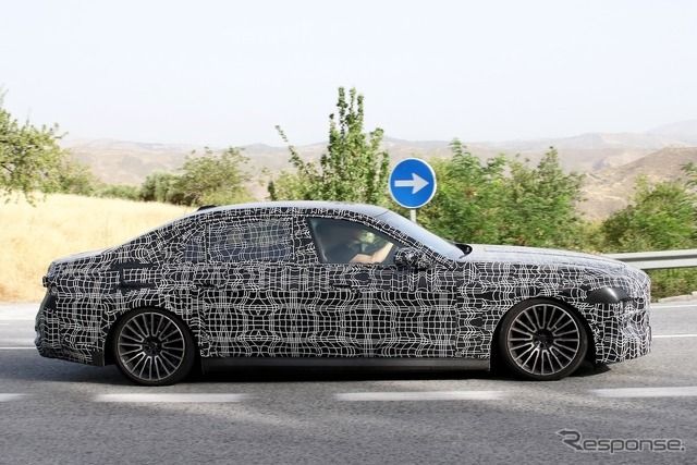 BMW 7シリーズ 改良新型のプロトタイプ