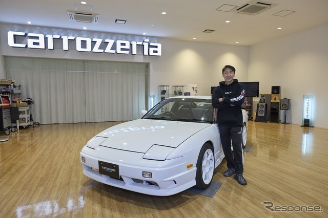 プロレーシングドライバー・松田次生氏の愛車、日産『180SX』も展示