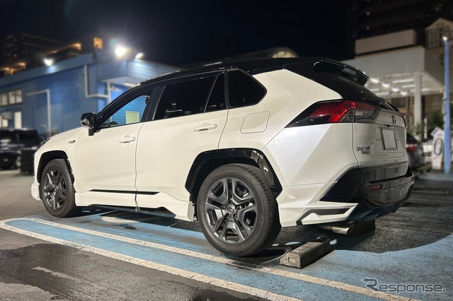 テイン フルスペック車高調 フレックスZ トヨタ・RAV4 PHV装着例（ダウン量：フロント 45mmダウン / リア 40mmダウン）