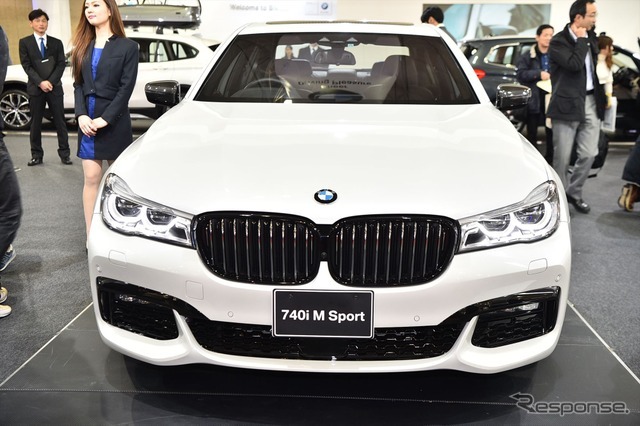 BMW 740i M Sport（東京オートサロン16）