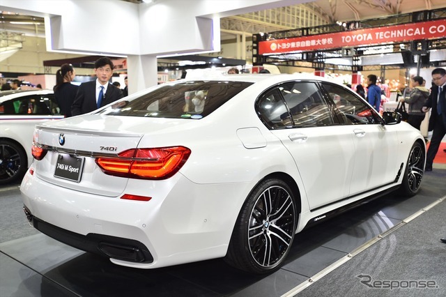 BMW 740i M Sport（東京オートサロン16）