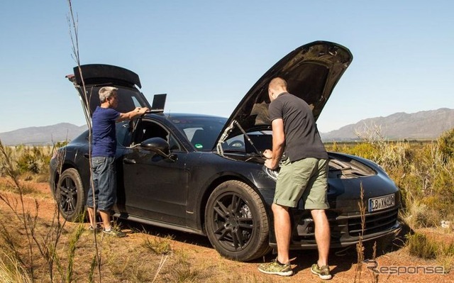 ポルシェ パナメーラ 次期型の開発プロトタイプ車両