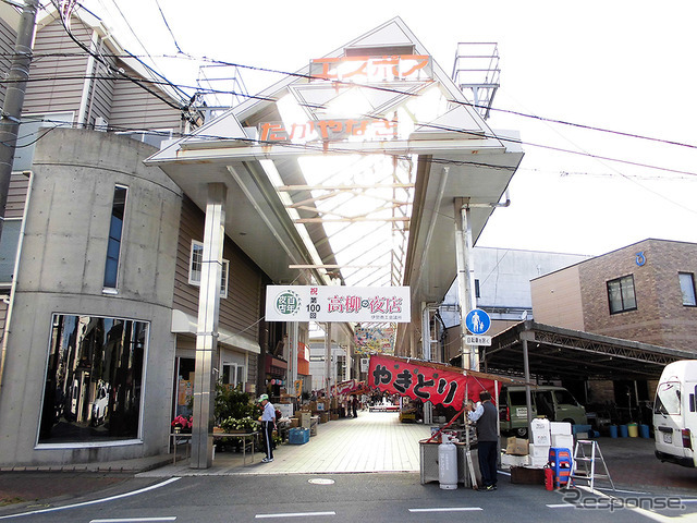 百年夜店イベント「第100回 高柳の夜店」が始まった高柳商店街（AIR & BUS成田発伊勢行きツアー）