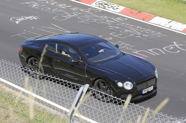 ベントレーコンチネンタルGT　スクープ写真