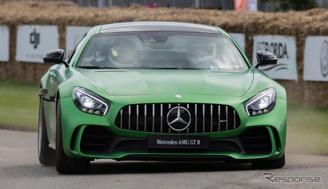 メルセデスAMG GT R